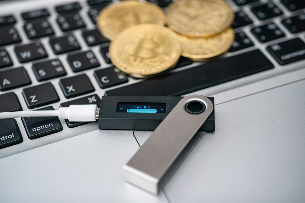 Hardware-Wallets und ihre Leistungen für deine Coins
